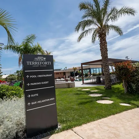 Terreforti Luxury Village Hotel *
